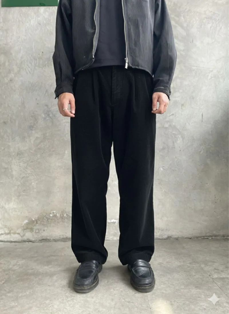 Uniqlo Corduroy Black Straight Fit photo 1