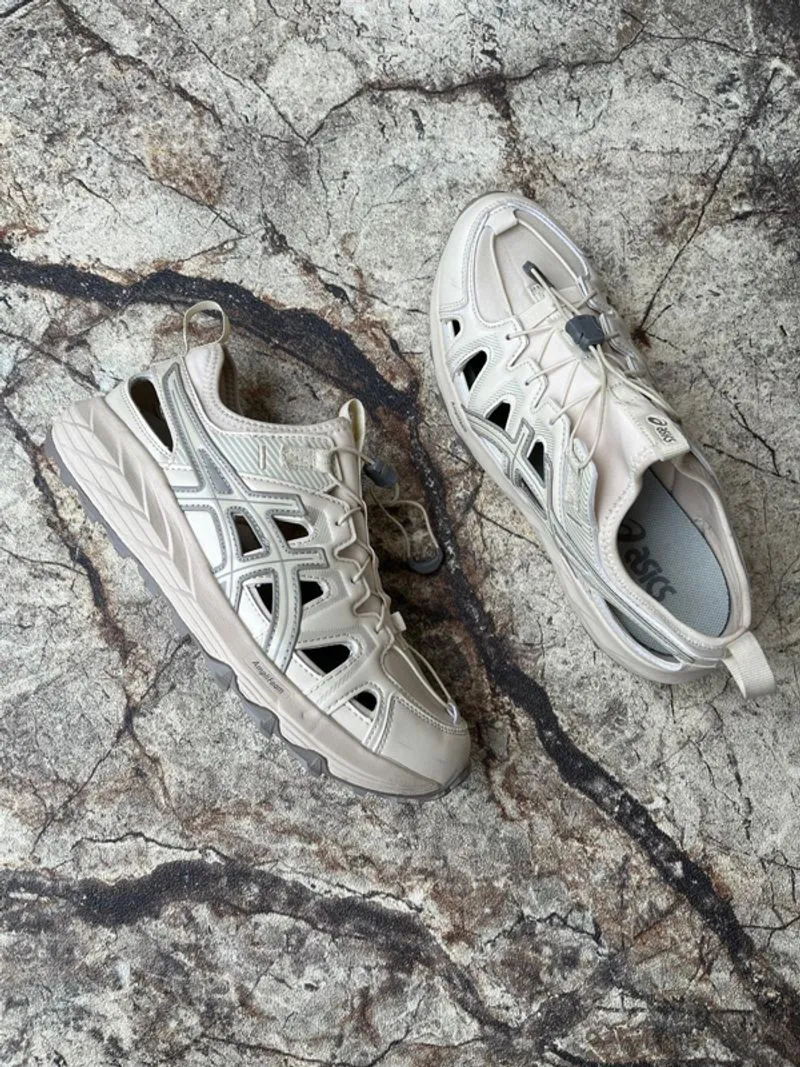 ASICS GEL-SONOMA SE photo 1