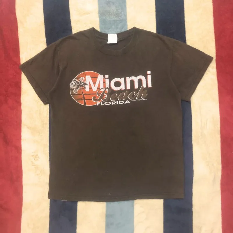 Vintage 00s Miami Beach T-Shirt photo 1
