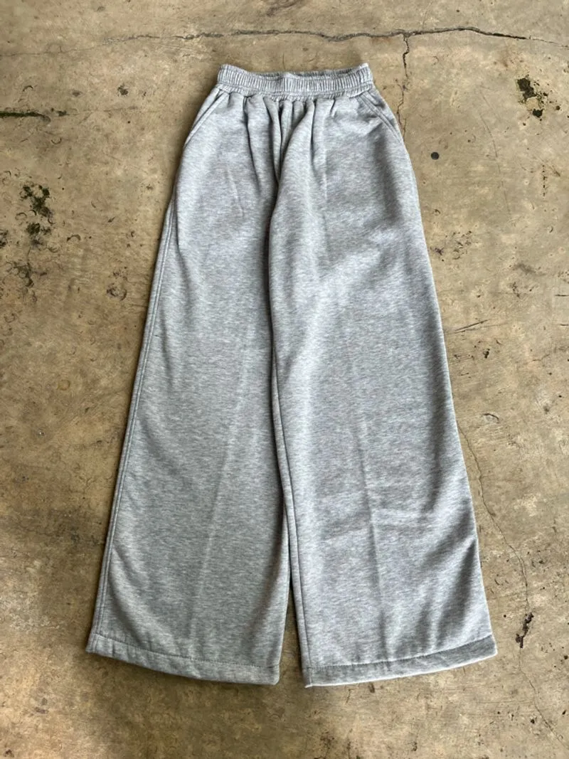 Baggy Sweatpants Blank photo 1
