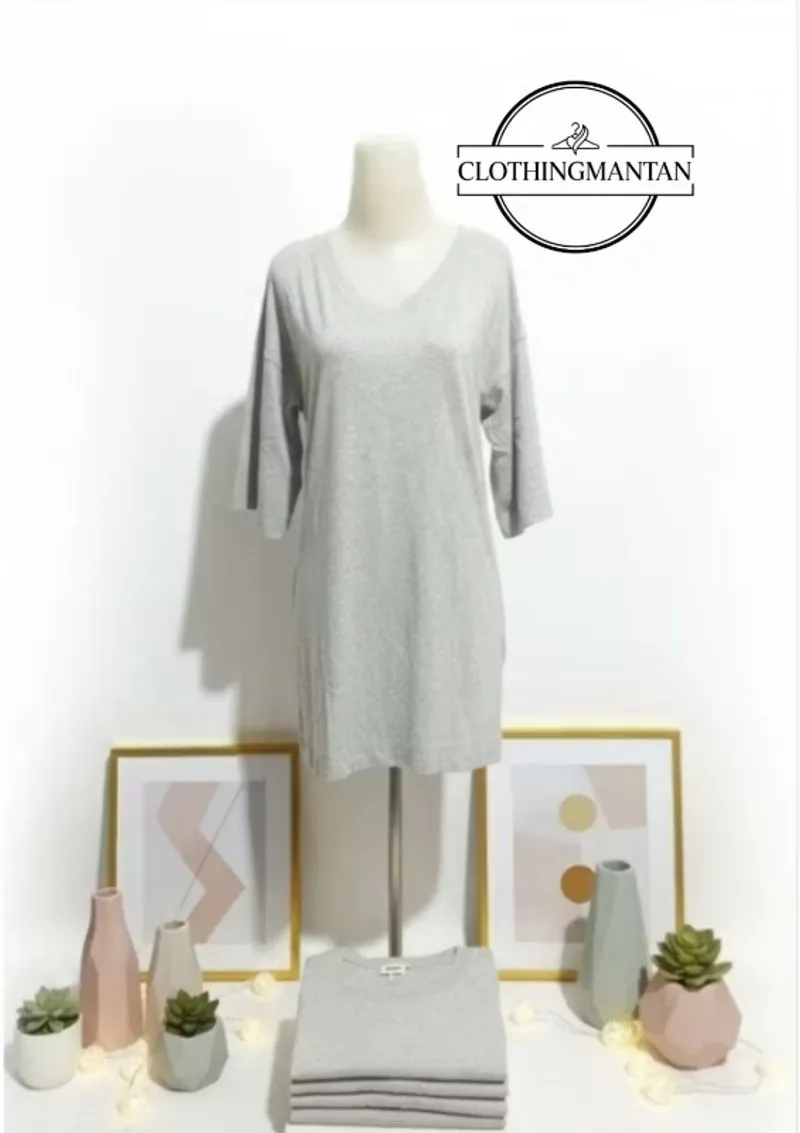 kaos uniqlo wanita ld 120 photo 1