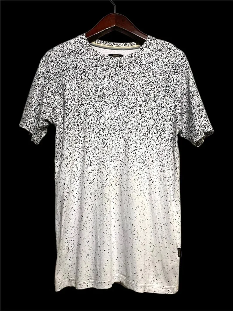 Kaos unik Y2K EMBA size L fit M 76x50
9/10 mulus warna aman photo 1