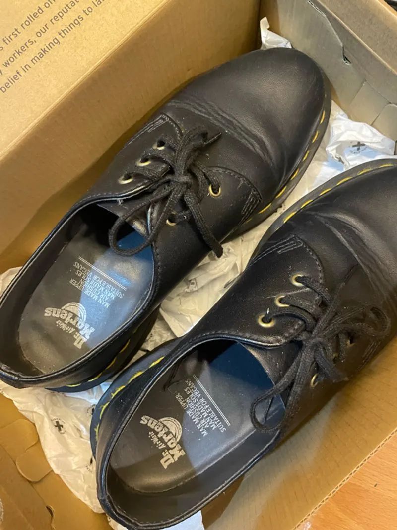 Dr. Martens Vegan 1461 size EU 37 photo 1