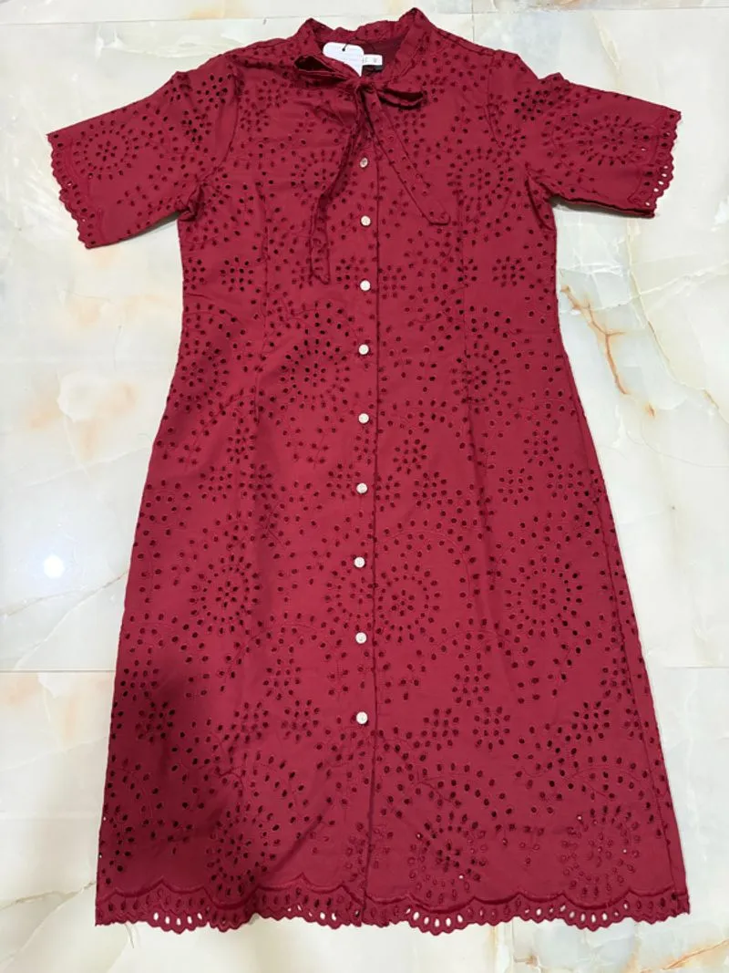 Dress maroon photo 1