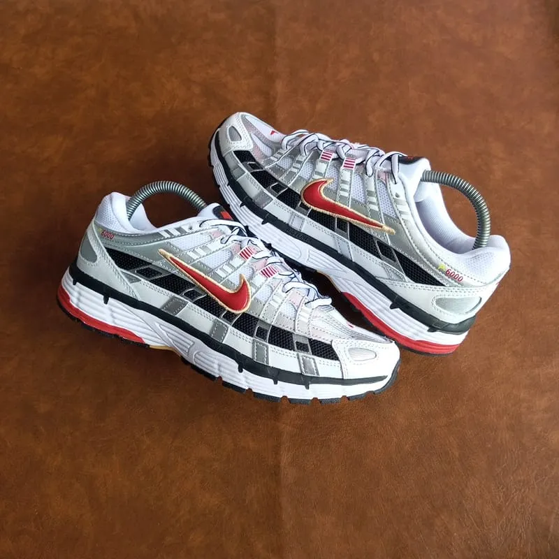 Nike Casual Sneakers Pria silver white red photo 1