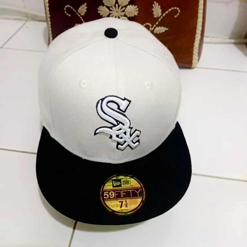 New Era Streetwear Y2K Hat Pria white black photo 1