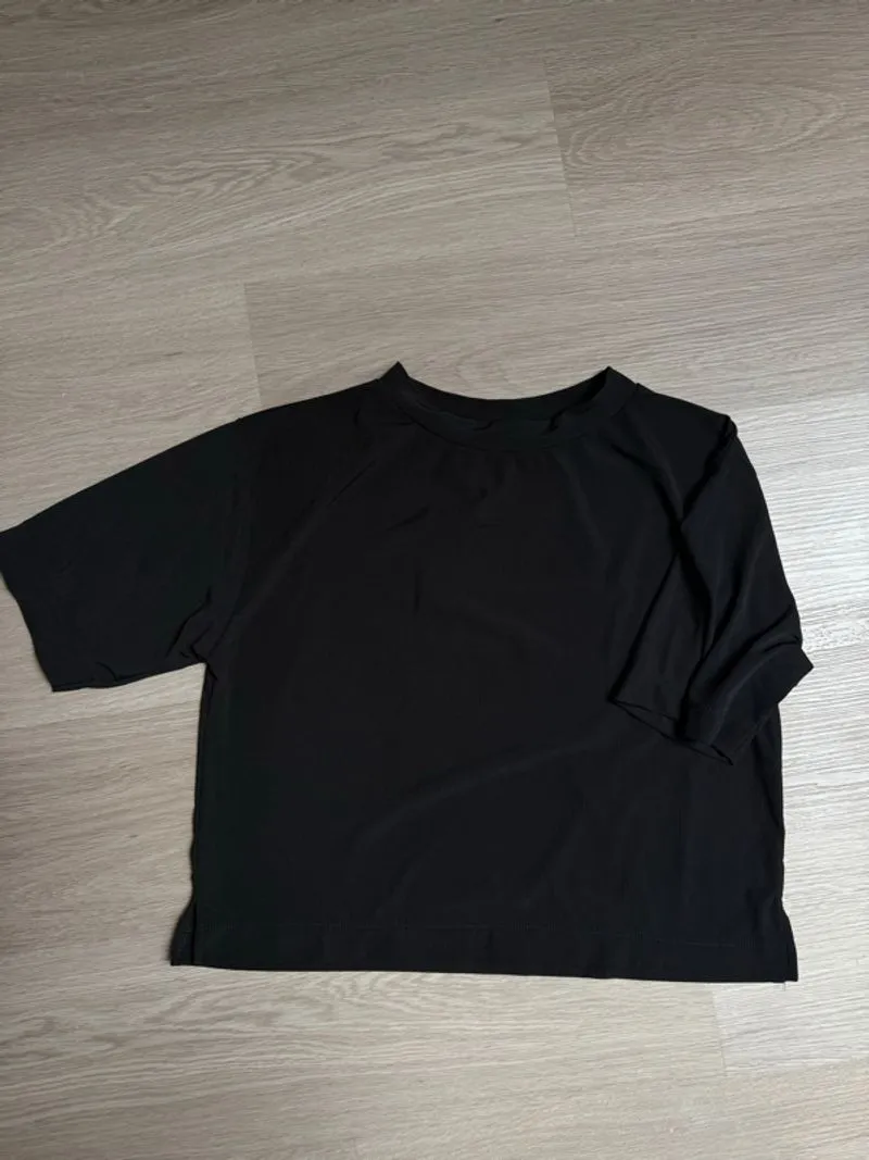 black top photo 1