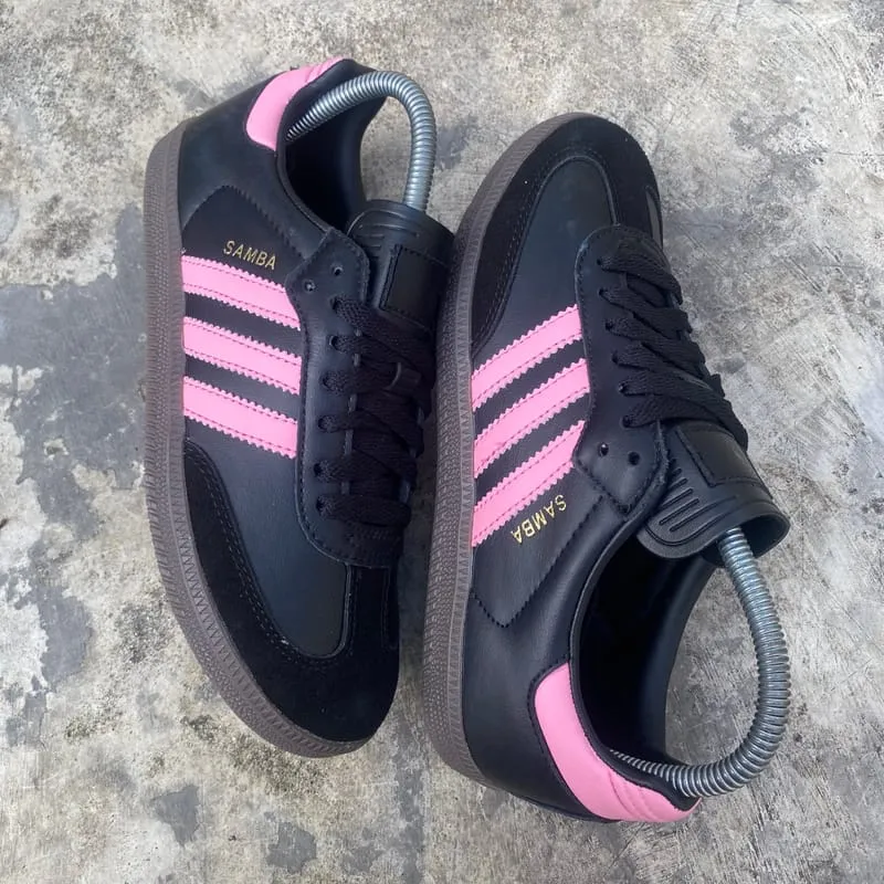 Adidas Casual Sneakers Wanita pink black photo 1