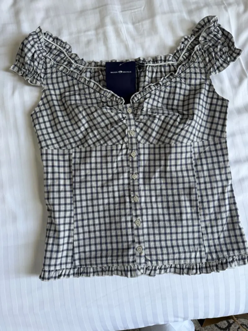 BRAND NEW Brandy Melville Elena Top photo 1