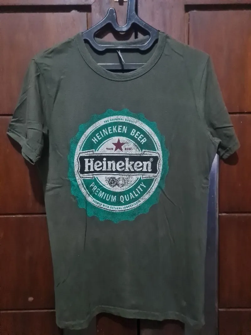 Heineken shirt photo 1