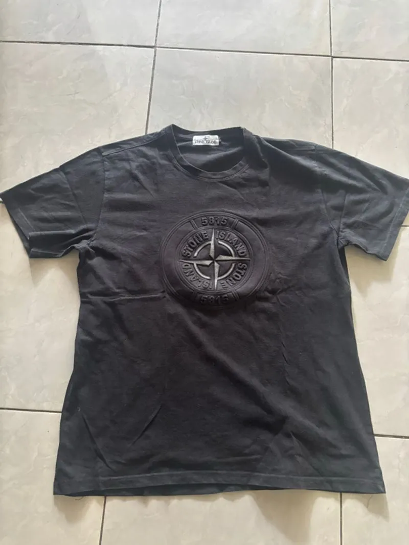 stone island photo 1