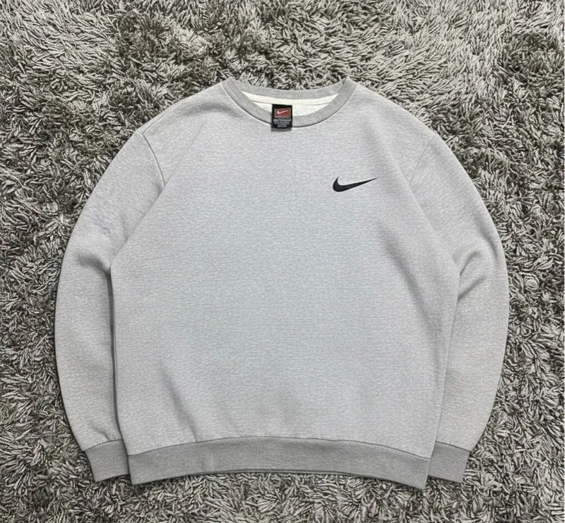 crewneck nike photo 1