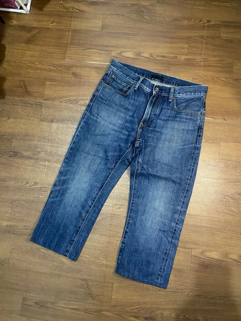 Celana Jeans Uniqlo Reguker Straight middle mantab photo 1