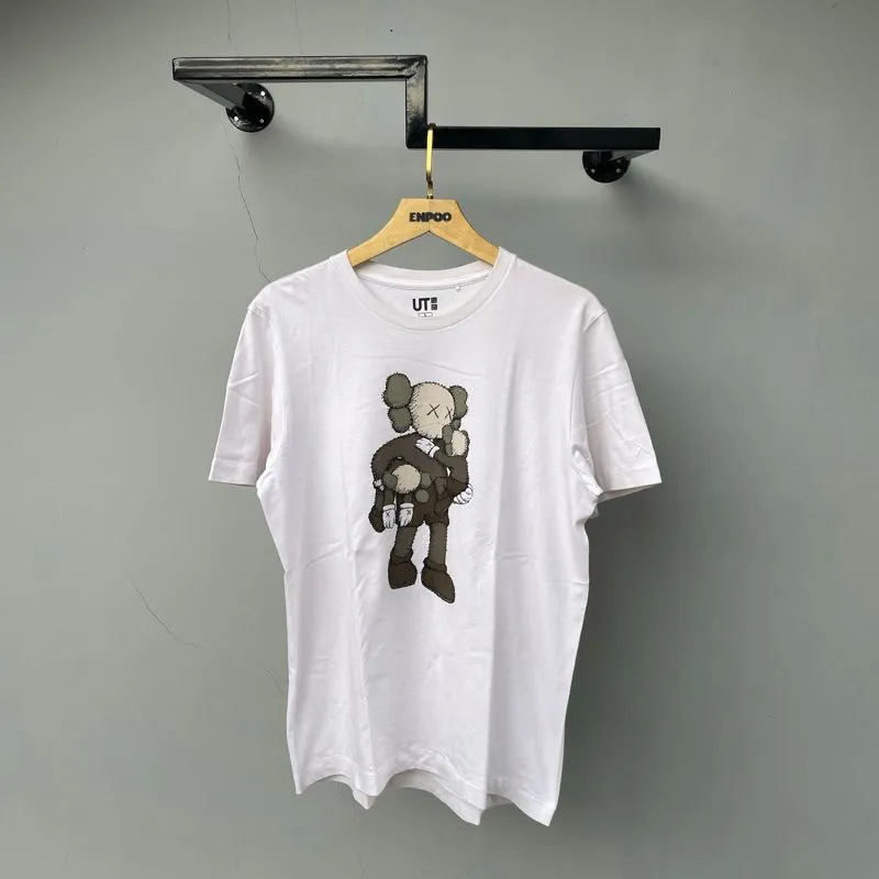 Uniqlo x Kaws Clean Slate photo 1