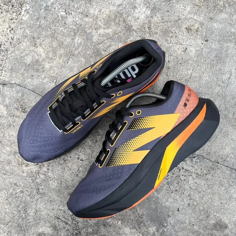 New Balance Streetwear Sportswear Sneakers Pria multicolor photo 1