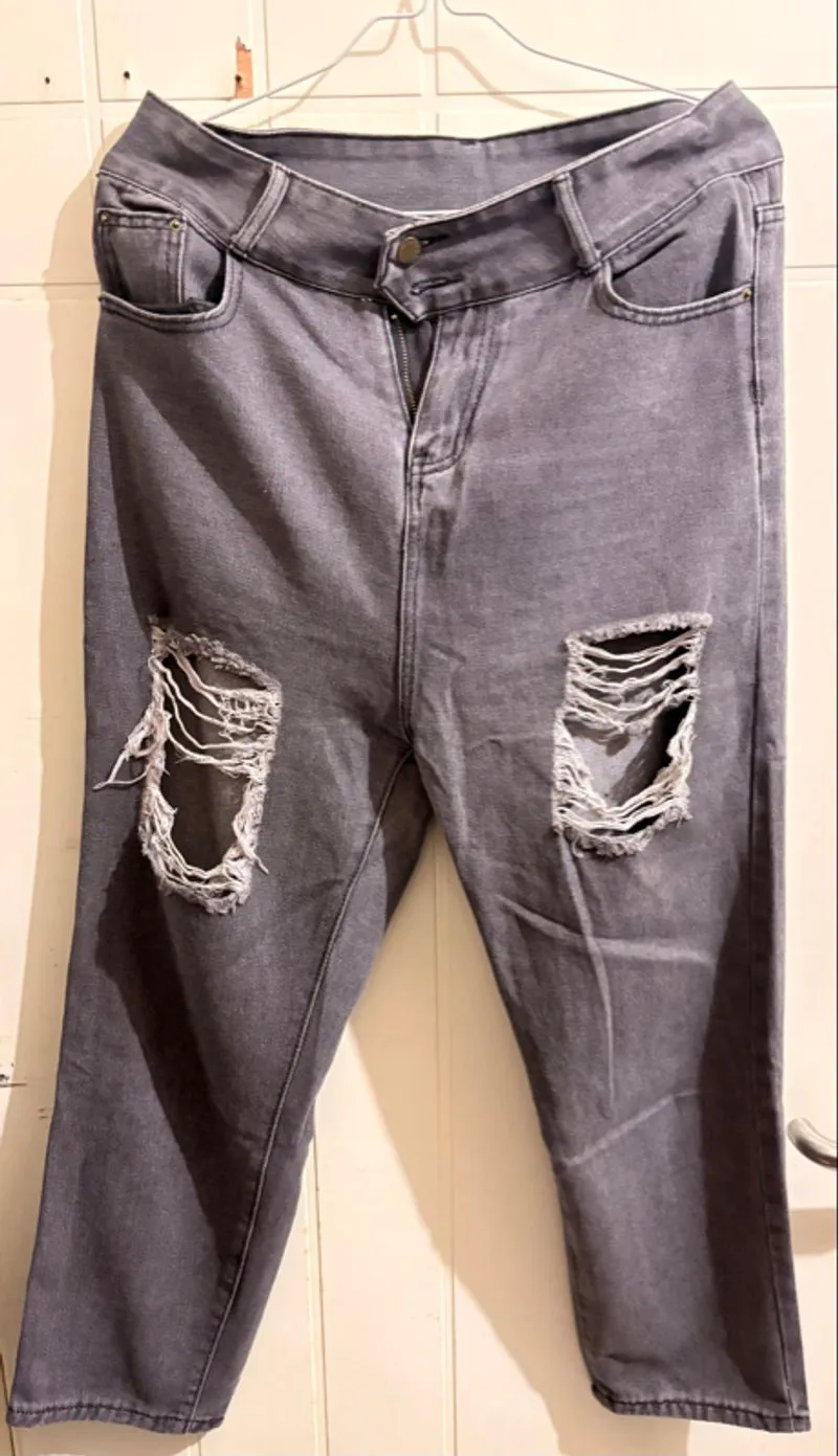 HIGHWAIST BOYFRIEND RIPPED JEANS CEWEK | JEANS HIGHWAIST JEA photo 1