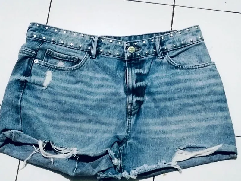 Hot Pants Jeans Studded photo 1