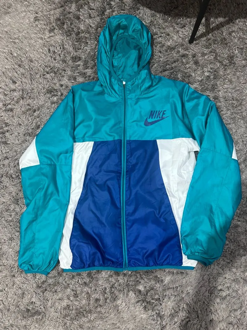 Jaket nike photo 1
