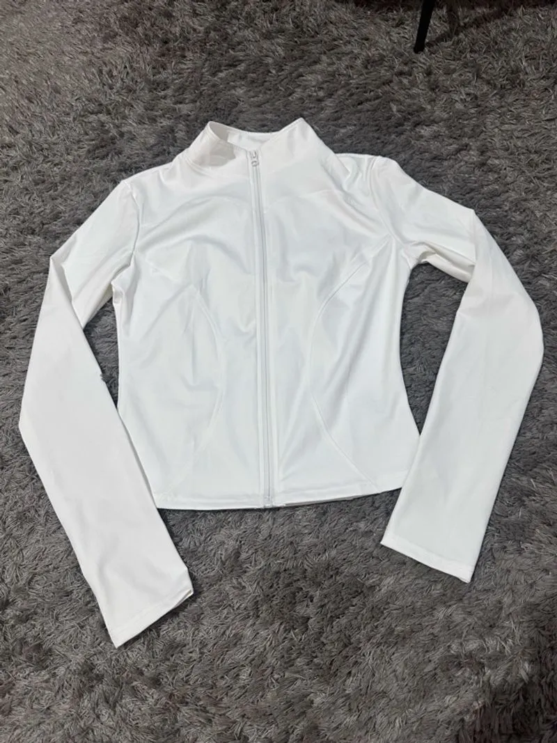 Jaket wanita olahraga photo 1