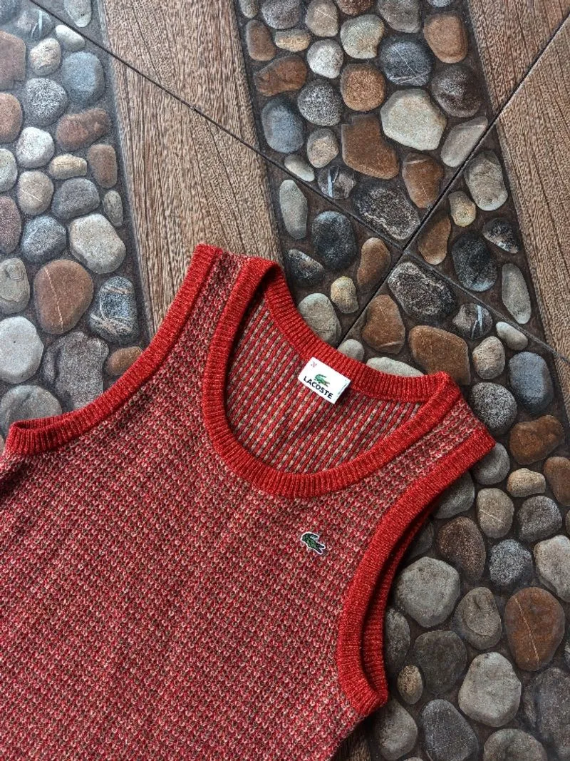 Lacoste red sleeveless knit vest. photo 1