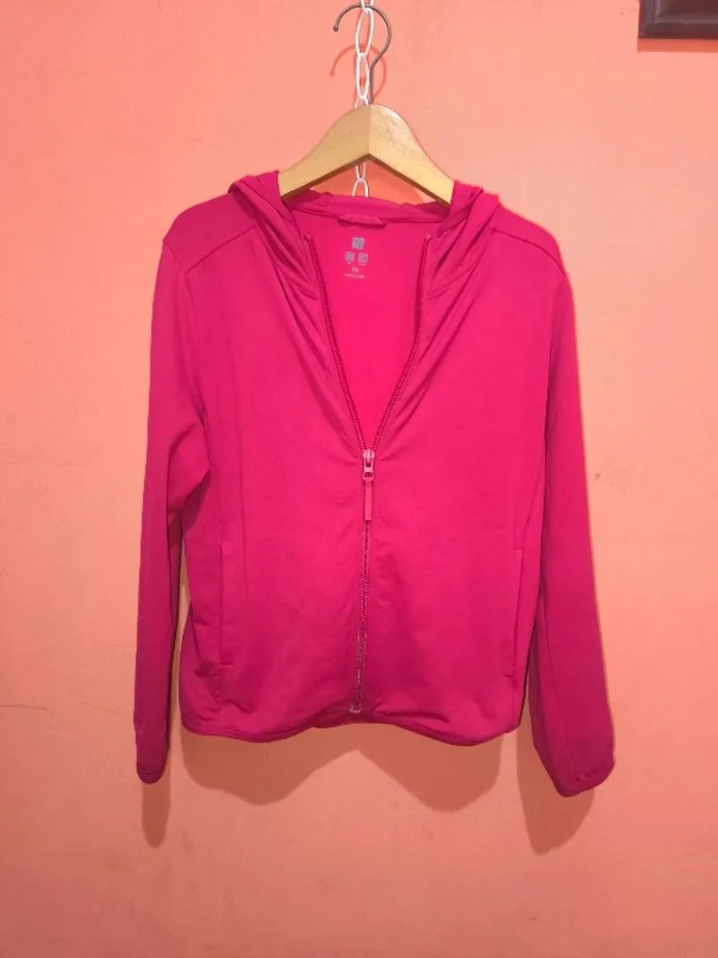 Uniqlo Airism magenta size 120 photo 1