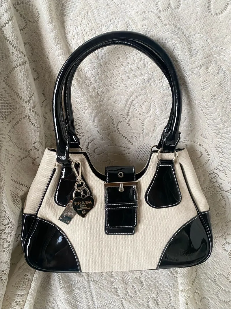 prada shoulderbag photo 1