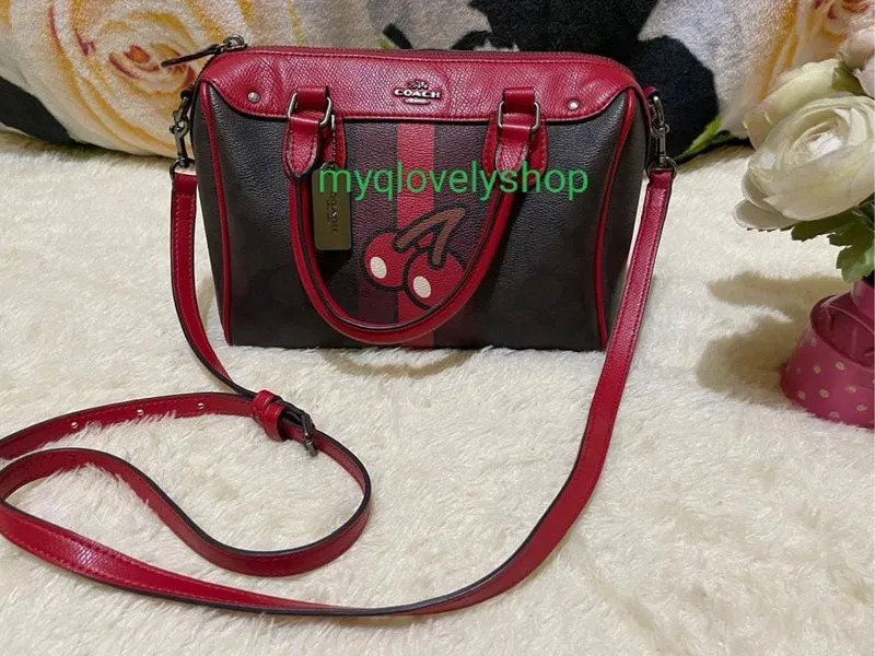 Preloved speedy benet coach  photo 1