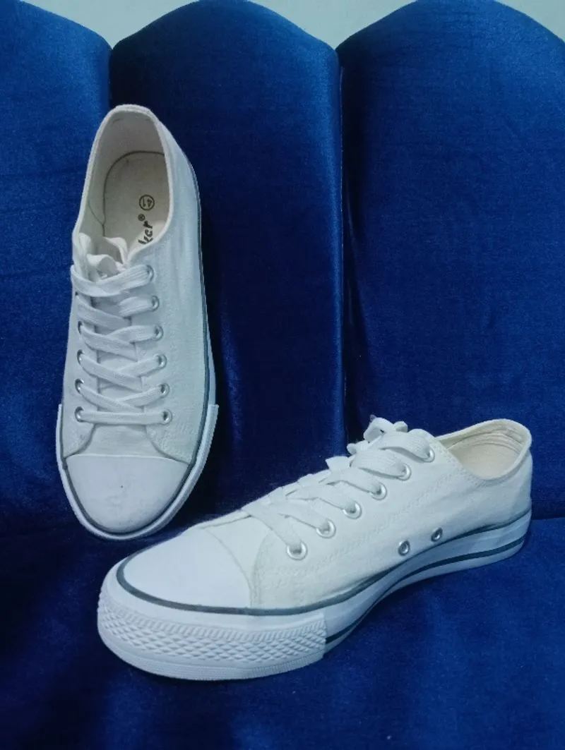 Sepatu Sneakers full white unisex Checker photo 1
