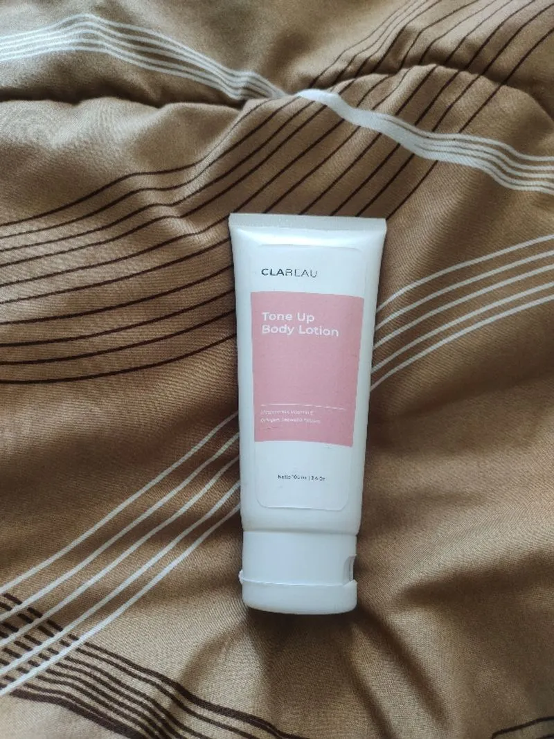CLABEAU Lotion Pemutih, Tone up body lotion  photo 1