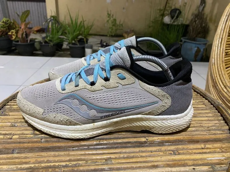 saucony freedom photo 1