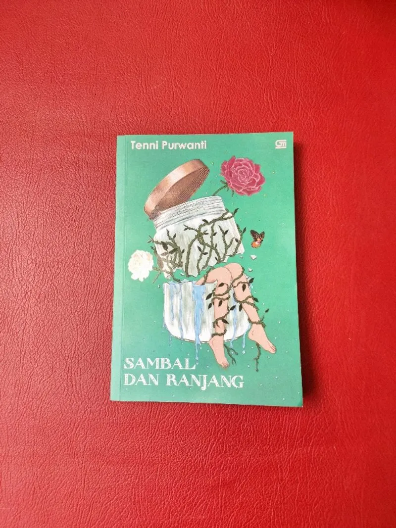 Sambal dan Ranjang By Tenni Purwanti photo 1