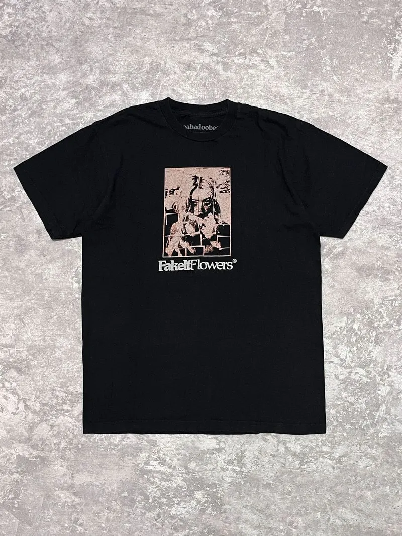 Kaos Singer Beabadoobee FakeitFlowers Official Merch photo 1