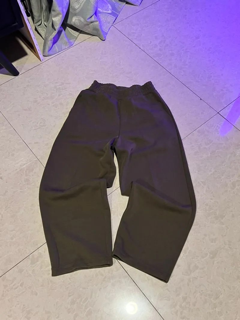 Uniqlo C Green baggy sweatpants photo 1