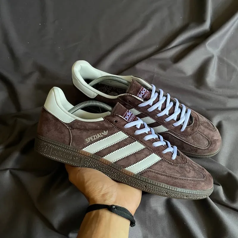 Adidas Indie Casual Sneakers Pria burgundy black photo 1