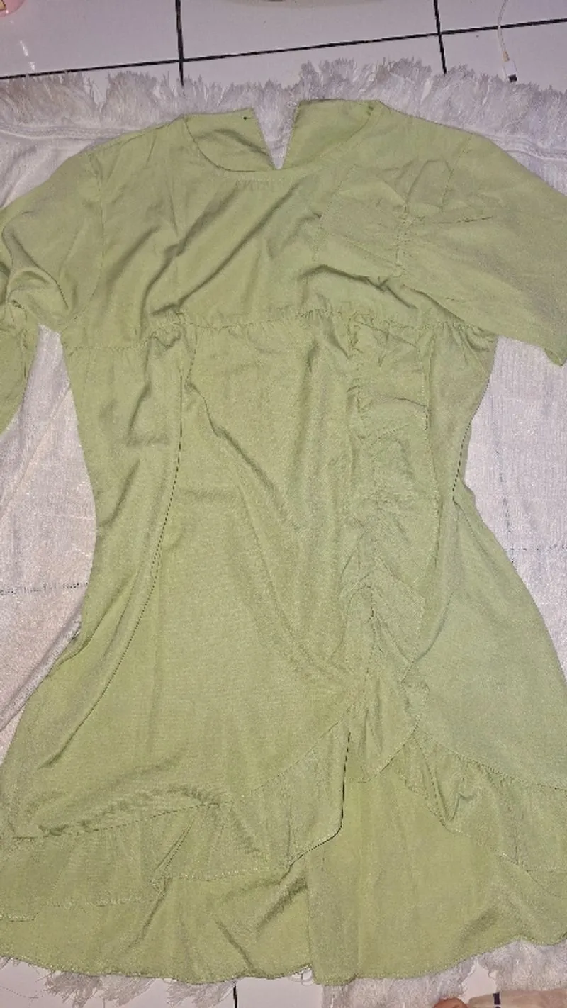 dress  photo 1
