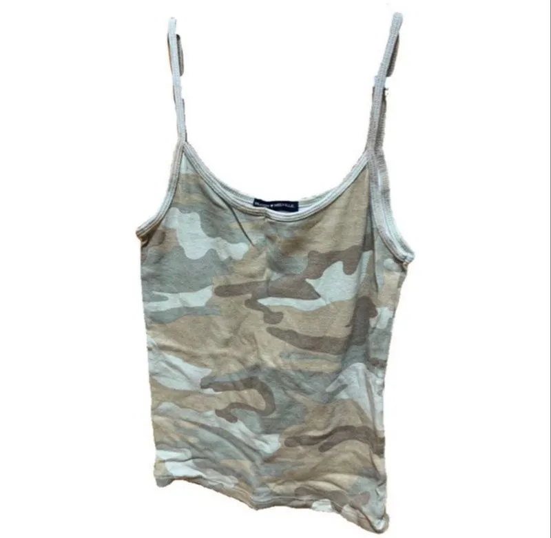 brandy melville tank top photo 1