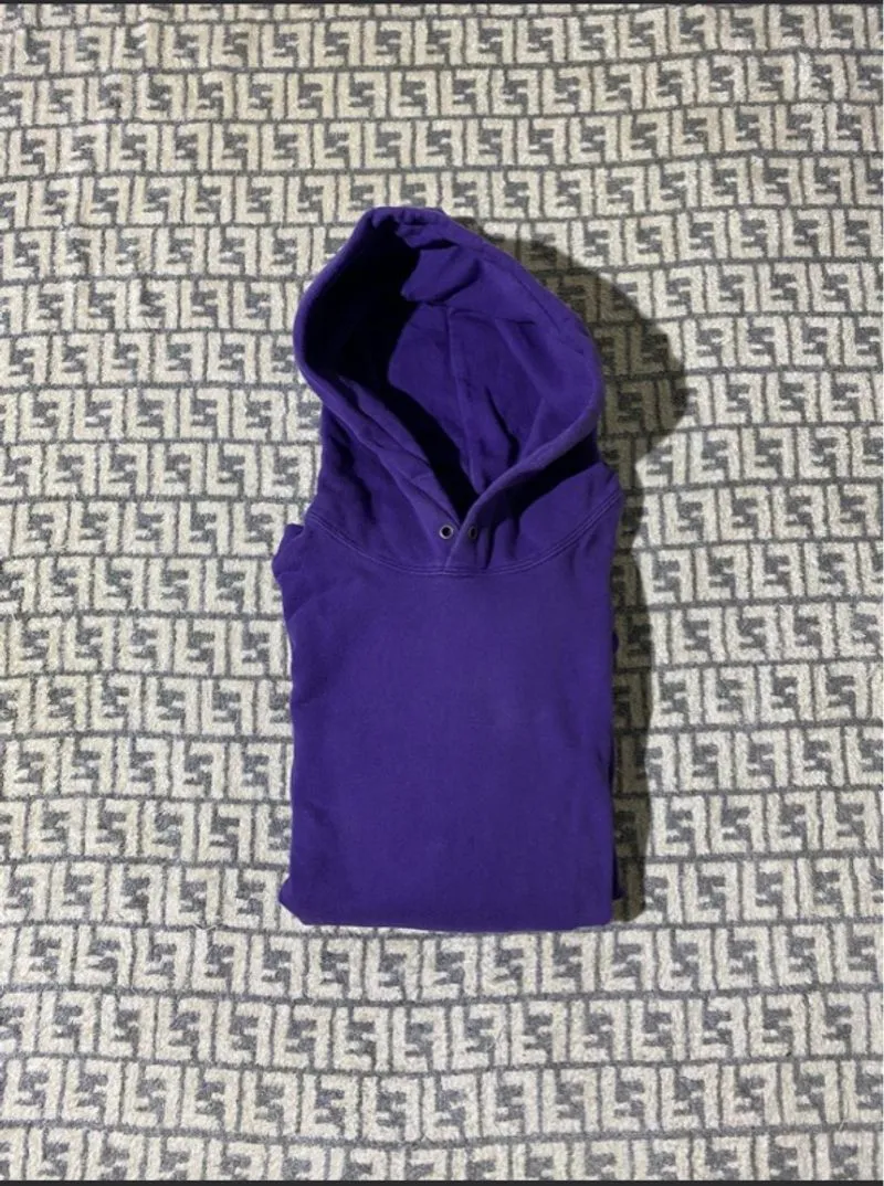 Uniqlo Hoodie photo 1