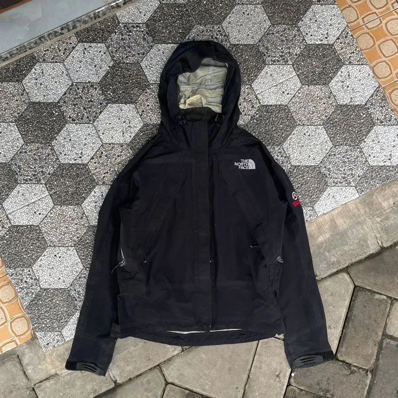 The North Face Goretex photo 1