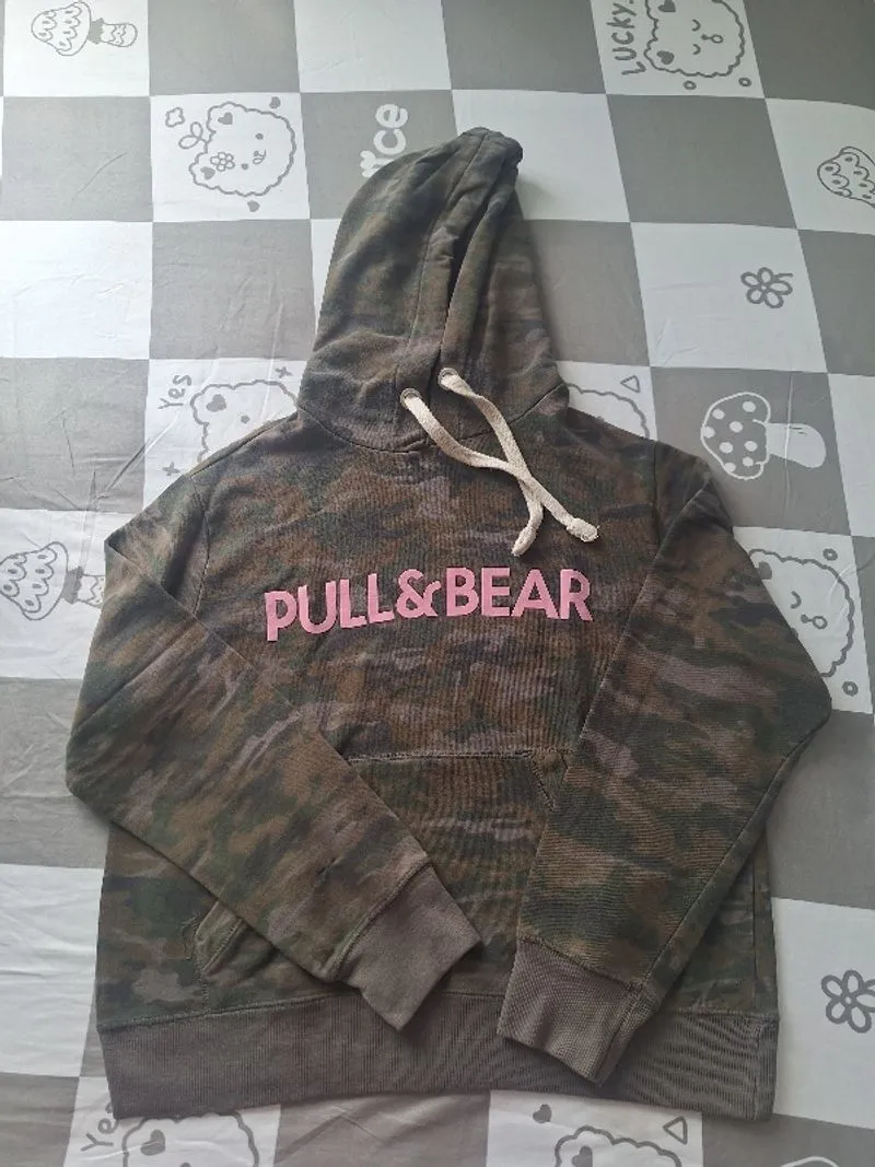 Hoddie  photo 1