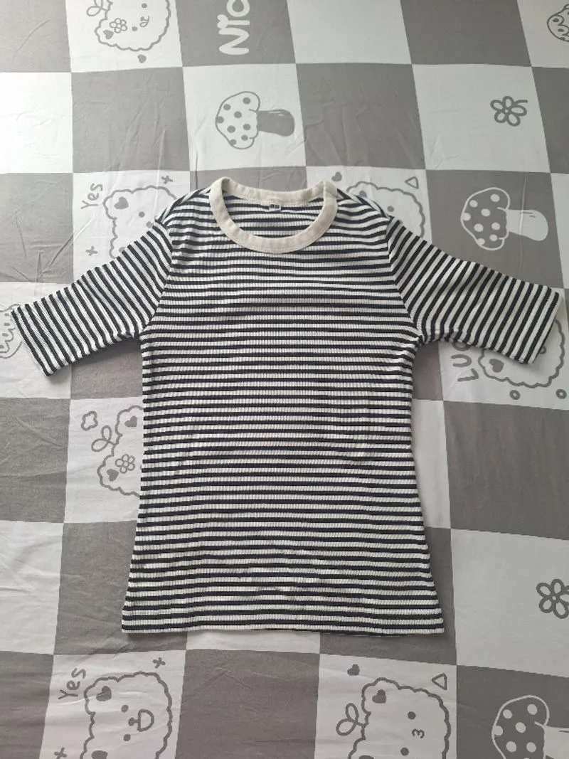 Casual T-Shirt photo 1