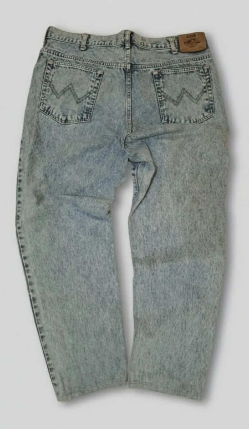 Edwin Barrel Jeans photo 1