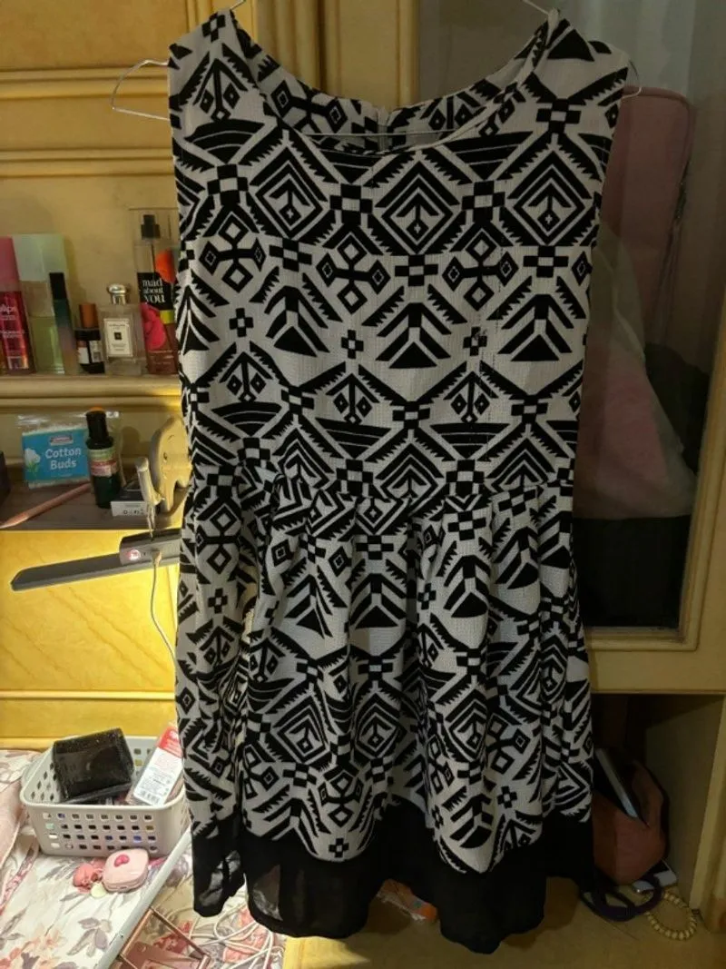 Dress Black White S
 photo 1