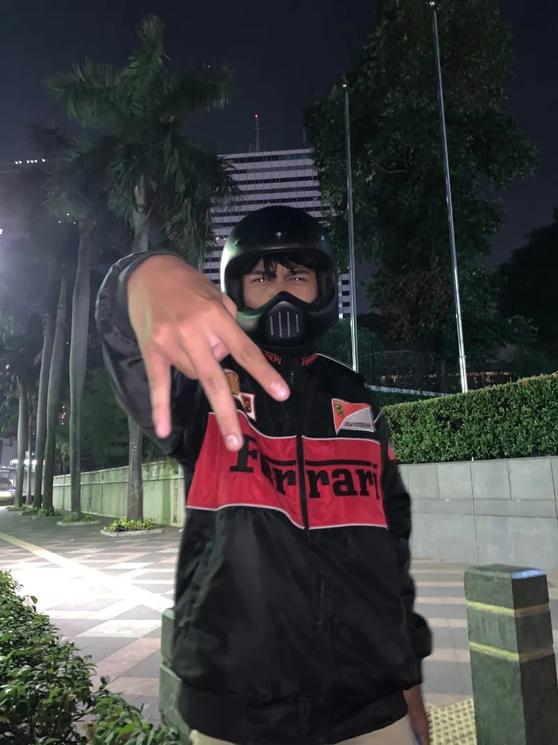 Sportswear Bomber jacket Pria red black photo 1