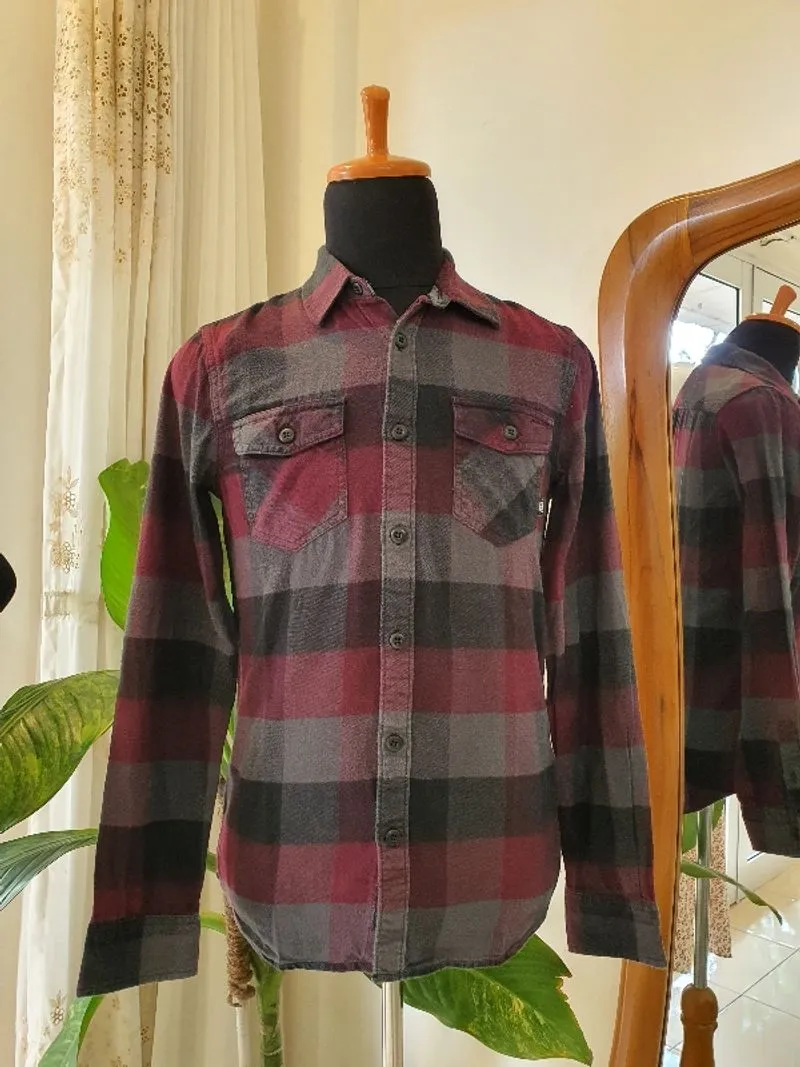 KEMEJA PRIA VANS photo 1