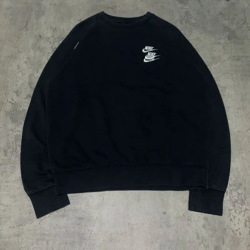 Crewneck Nike Tour photo 1