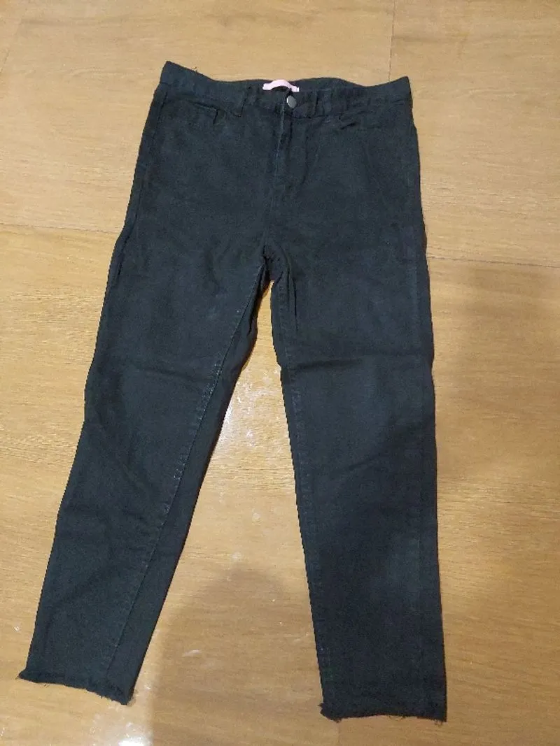 Black Jeans HW photo 1