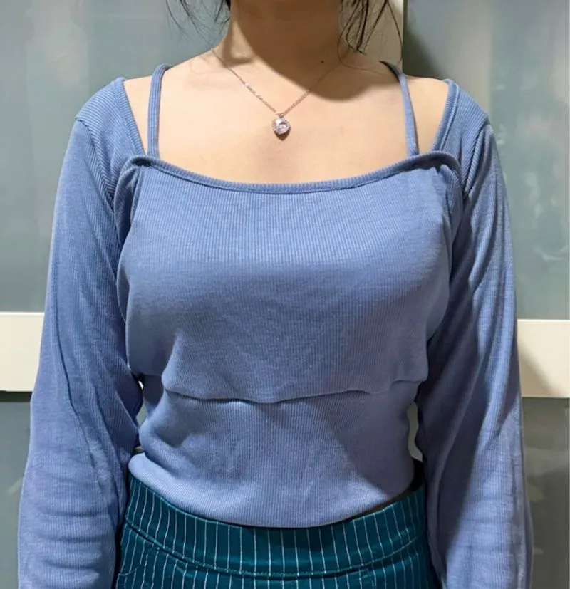 Blue halter crop top photo 1