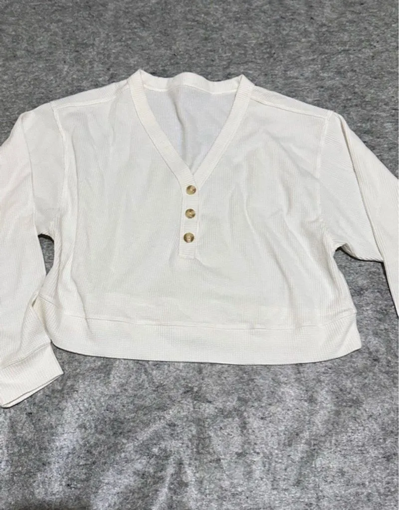 lee vierra waffle sleeve sweater photo 1