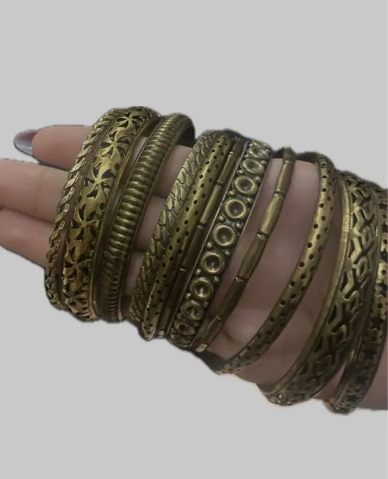 gold bangles photo 1