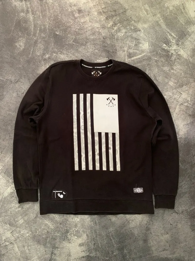 CN Crewneck Sweater General Works photo 1